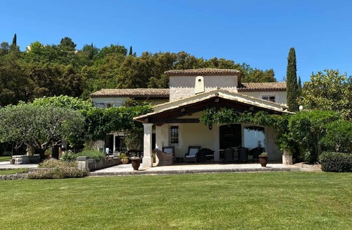 Les Adrets-de-l'Esterel Villa | Villa and garden with sea view and bay of Cannes in the quiet Esterel with swimming pool!
