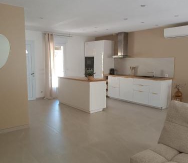 Perols Villa | Villa aiguës marines