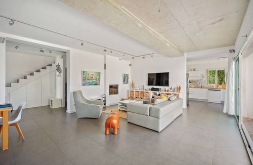 Le Mourillon Villa | Villa au Calme - private pool - 3 bedrooms - beaches 10min- Shops