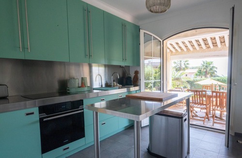 Sainte-Maxime Villa | Villa Azurine – Luxury holiday villa in Sainte-Maxime with sea view