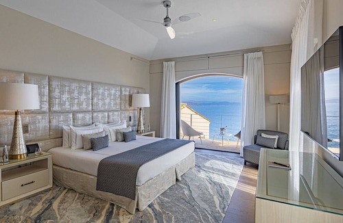 Saint-Tropez Villa | Villa Blue Park