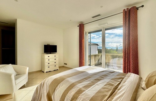 Teyran Villa | Villa Calma, Confort, Piscine & Jacuzzi