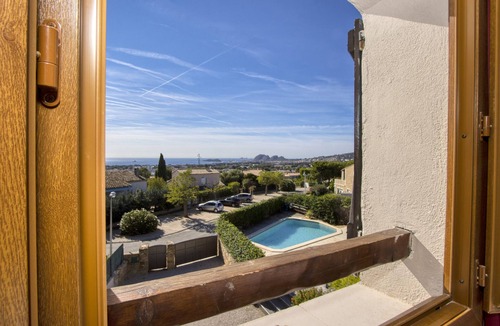 La Ciotat Ski Chalet | Villa Carpediem. Pool, AC, sea view, petanque