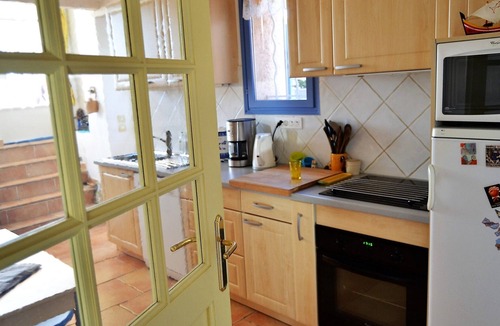 Saint-Raphael Villa | Villa classified 4 stars, sea, city and train stations 7 minutes walk, garage, air conditioning .