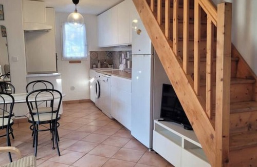 Sanary-sur-Mer Villa | Villa Club de 48 m2, 2 Chambres, Wifi, Clim, vue Mer, 10 mn à Pieds de la Plage