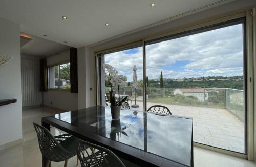 Ucel House | Villa d'Exception avec Piscine Privée, Jacuzzi et Climatisation - FR-1-382-214