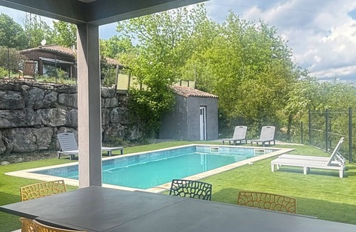 Laurac-en-Vivarais Villa | Villa des rives & horses 07