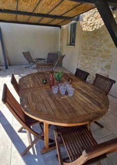 Sarrians Villa | Villa Elara provençale avec piscine 4 étoiles