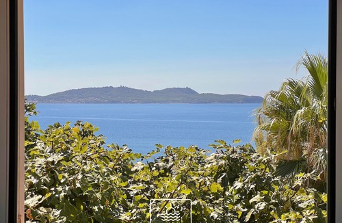 Carqueiranne Villa | Villa Font Brun with pool and sea access
