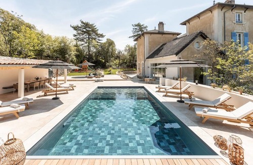 Ruoms Villa | Villa Hugon piscine chauffée surplombant l'Ardèche