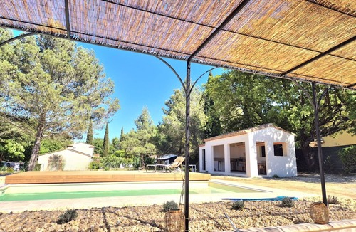 Alleins House | Villa L'Estef: A Relaxing Summer with a Pool—Beautiful Views, Relaxation, and Fun, Right in the Heart of the Village!
