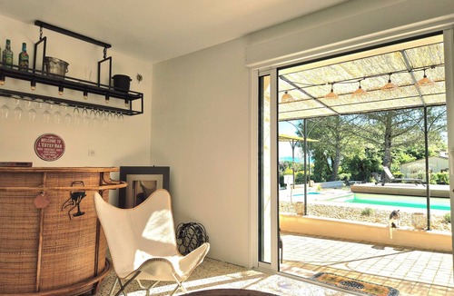 Alleins House | Villa L'Estef with a SWIMMING POOL: Views, relaxation, and fun—right in the heart of the village!