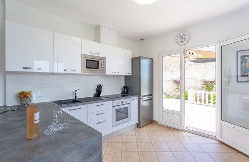 Theoule-sur-Mer Villa | Villa La Cigalette-Gaia's Villas, Beachside Villa with Pool-Steps from the Beach
