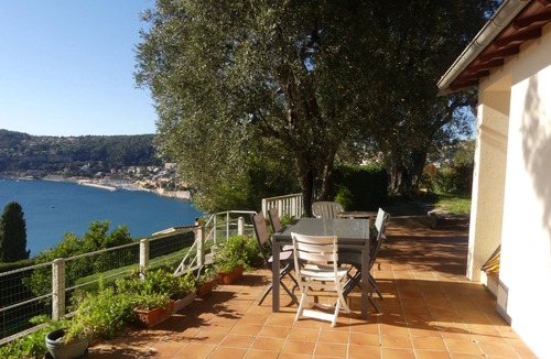 Beaulieu-sur-Mer Villa | Villa Le Pin , vue à 180° sur la Baie de Villefranche