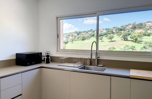 La Nartelle Villa | VILLA LEI MAGNOTIS AVEC VUE SUR GOLF