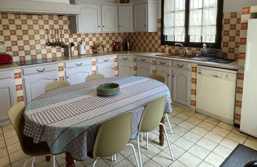 Lambesc House | Villa les Oullières, near Aix en Provence and the Luberon