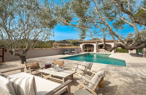 Cogolin Villa | Villa Les Vergerets
