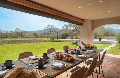 Cogolin Villa | Villa Les Vergerets