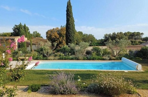 Grans Villa | Villa located a 10-minute walk from the charming Provençal village of GRANS