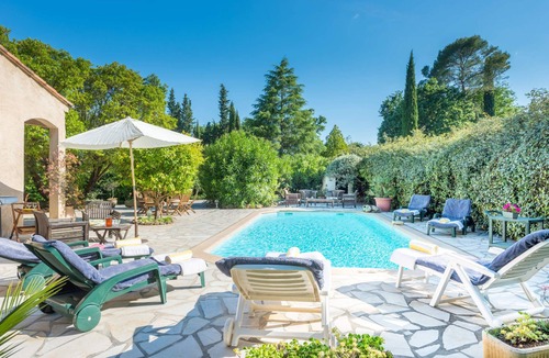 Peymeinade Villa | Villa Mas des Fleurs by Villa Plus