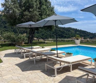 Menton Villa | Villa-Monti 5 Star Superhost, Luxury Villa with pool, sleeps 7