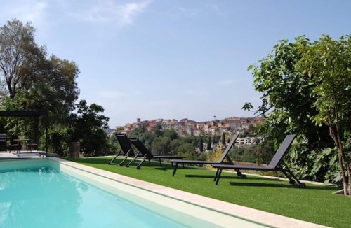 Biot Villa | Villa - near beach & Antibes, big pool, gym, scenic views, 5 bed, AC.