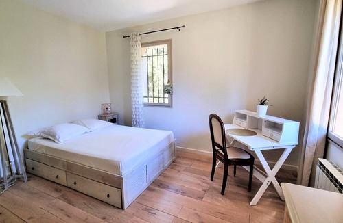 Saint-Marc-Jaumegarde Villa | Villa near Aix without vis-à-vis, with swimming pool UV-chlorine-free, surrounded by nature