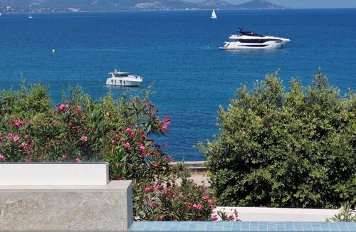 Les Issambres Villa | Villa Onlysea, 5 Bord de mer