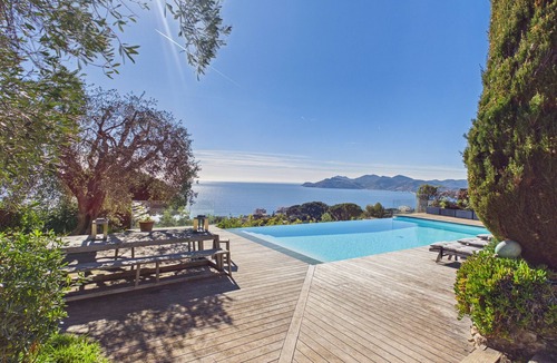 La Croix des Gardes House | Villa panoramic sea view - Infinity pool - 10 travelers