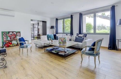 Cavaillon Villa | Villa Platane - Five Bedroom Villa, Sleeps 10