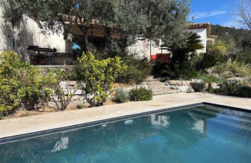 Preconil Villa | Villa Provençale La Lauva swimming pool absolute calm