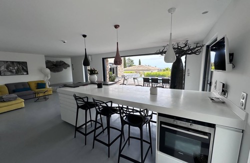 Saint-Aygulf Villa | Villa Ronsard modern - sea view - swimming pool - air conditioning