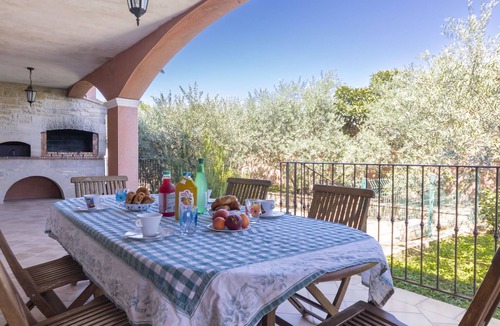 Caromb House | Villa Rose by Interhome