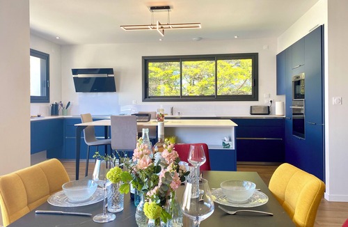 Bretignolles-sur-Mer Villa | Villa Rosemonde: Beach 700m, Heated Pool, Boules Pitch, Garden, Sleeps 8