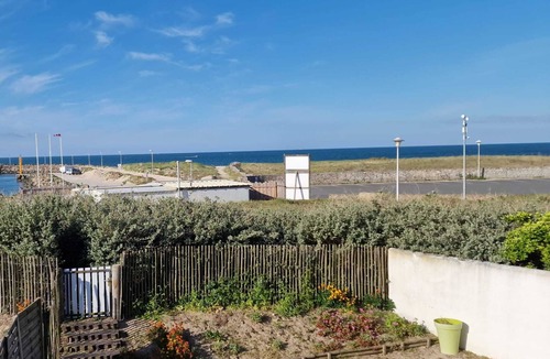 L'Epine House | Villa Rubis, ocean view, direct access to the harbor and beach from the garden. Rated 4*