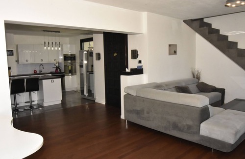 Sanary-sur-Mer Villa | Villa Sanary sur Mer- Large swimming pool- Air-conditioned-Sea 3 min away-Tropical ambience.