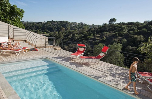 Biot Villa | Villa Sarnia 6 Bedrooms, Private Pool Luxury, Spacious & Amazing View!14 Guests