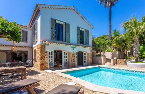 Plage de la Garonnette House | Villa Strelitzia avec piscine