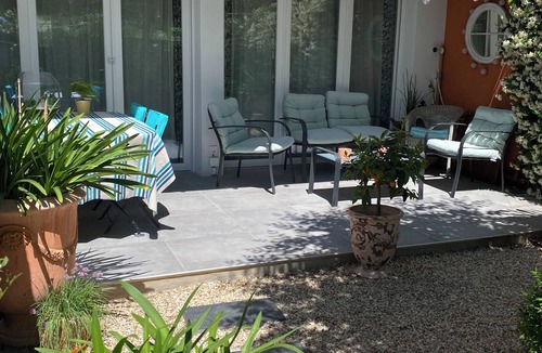 Noves House | Villa Toscana, 80 m², 2 bedrooms, air conditioning. 12 minutes from Saint-Rémy and Avignon
