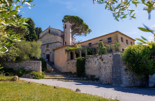 Mouans-Sartoux Villa | Villa Valeria Mougins | Domaine, pool & tennis