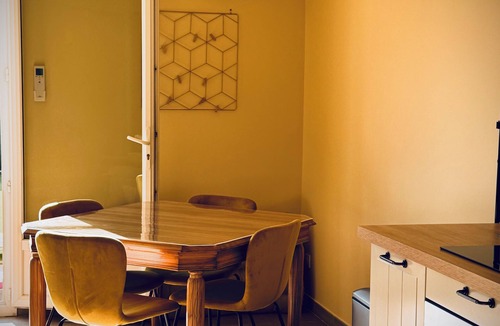 Molleges House | Villa Victoria in Provence- Gîte Luberon