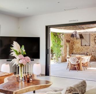 13th Arrondissement Villa | Villa W&M Home, Prestige, Confort & Piscine