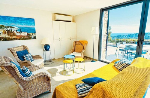 Cap Benat Villa | Villa with AC, sea view - 6 guests