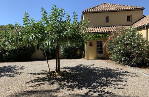 Lorgues House | VILLA WITH ALL COMFORTS SUPERB OPEN VIEW HEATED POOL 28C° VERY QUIET FIBER