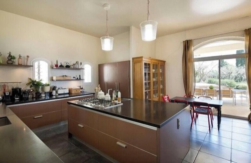 Chateauneuf-du-Pape House | Villa with Pool in Châteauneuf-du-Pape