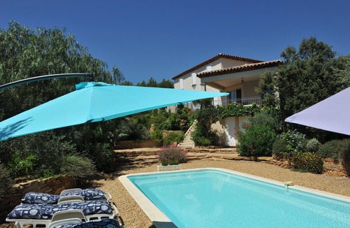 La Cadiere-d'Azur Villa | Villa with sea view, landscaped garden, swimming pool, and top quality services.