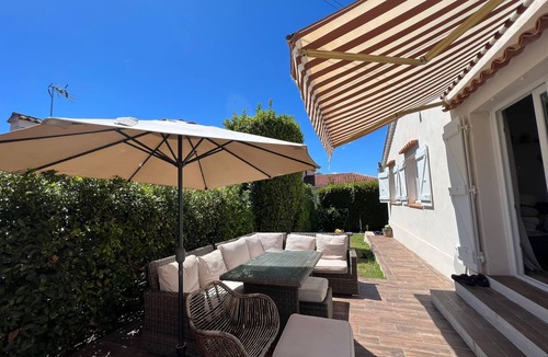 Antibes House | Villa with swimming pool at 150m from the beach. Perfect place for family !