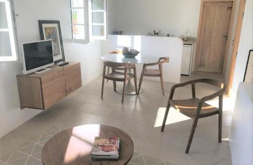 Saint-Tropez City Centre Apartment | VILLAGE - DUPLEX lumineux avec vue magnifique sur les toits et parking
