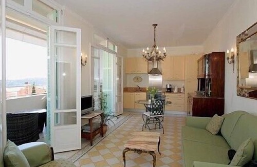 Villefranche-sur-Mer Apartment | Villefranche/Mer Old Town; SuperbTerrace Central 5min shops/bus,10min sandybeach