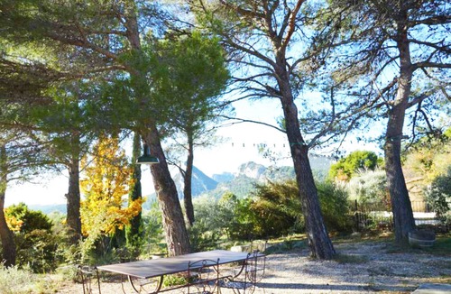 Lafare House | Vineyard Mas + Heated Pool, Dentelles de Montmirail